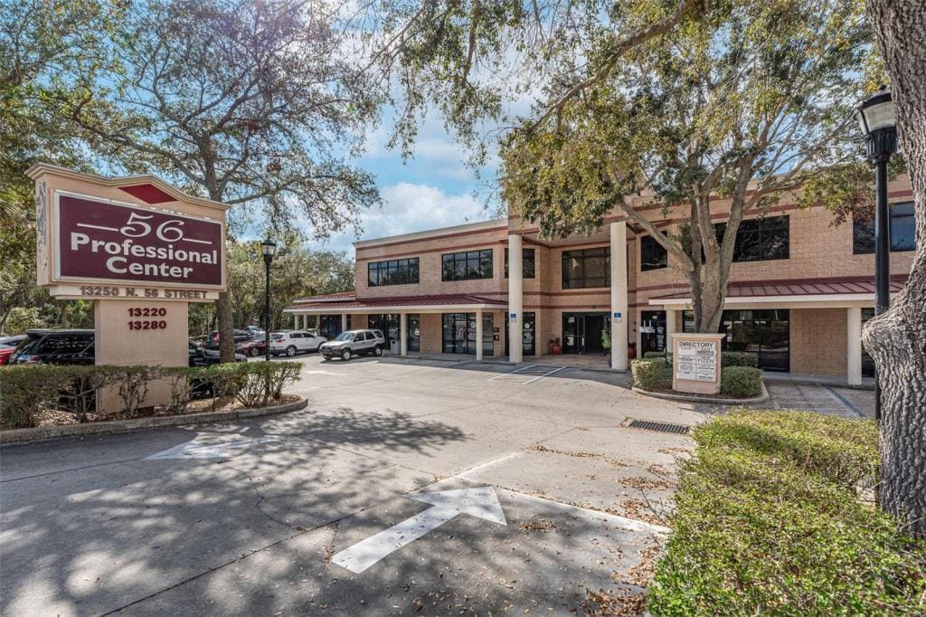 Foto principal - 13250 N 56th St