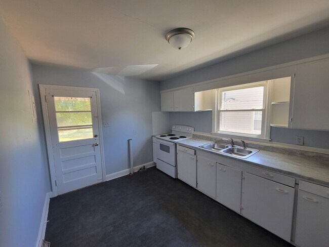 Foto del edificio - 3 Bedroom 1 Bathroom House