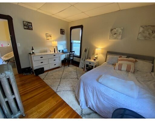Foto del edificio - 783 E 4th St
