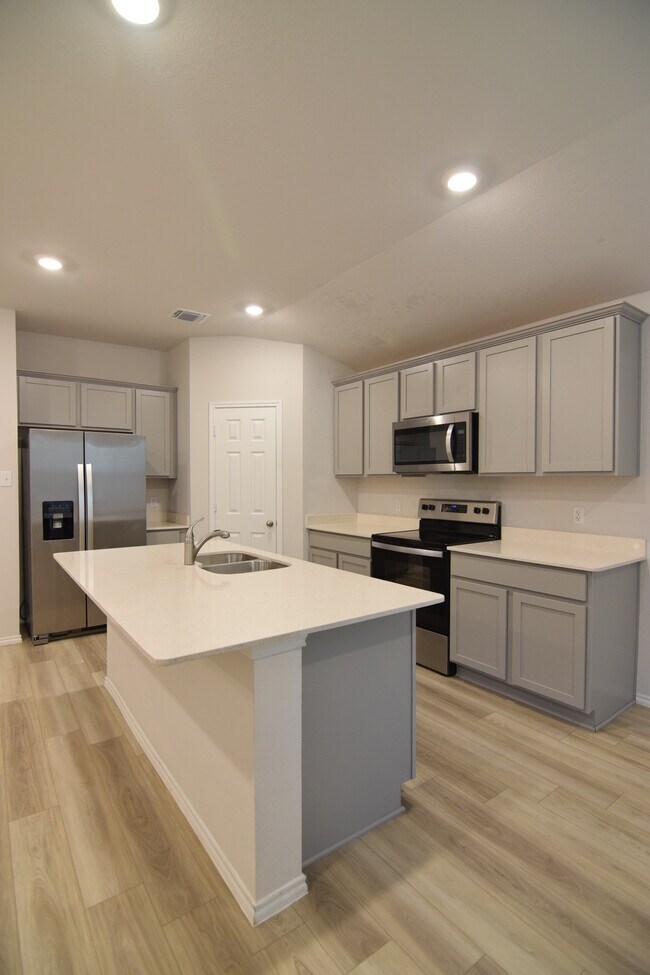 Foto del edificio - 1424 Merritt Rd