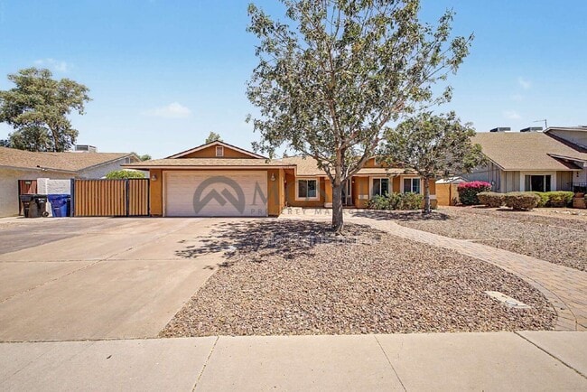 Photo - 4526 W Jupiter Way House