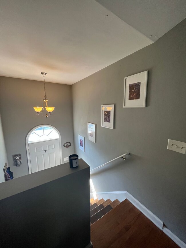 Foto del edificio - Updated 4 bedroom, 3 bath Home in Christia...