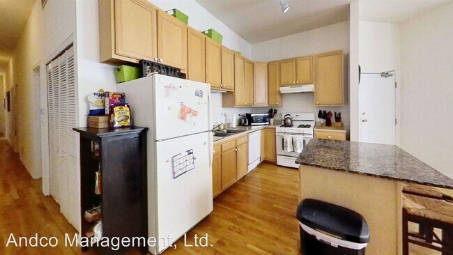 Foto del edificio - 2755 N Lincoln Ave