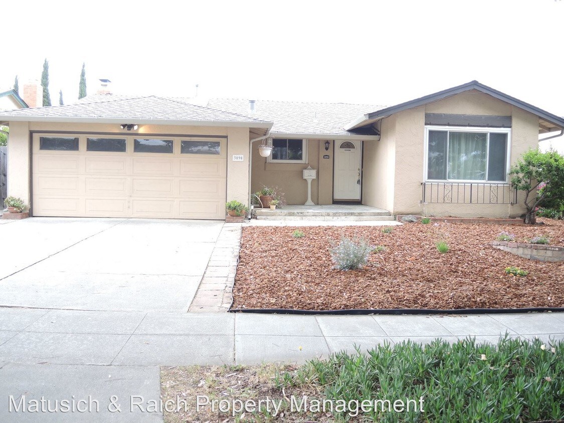 Primary Photo - 4 br, 2 bath House - 3090 Quimby Road