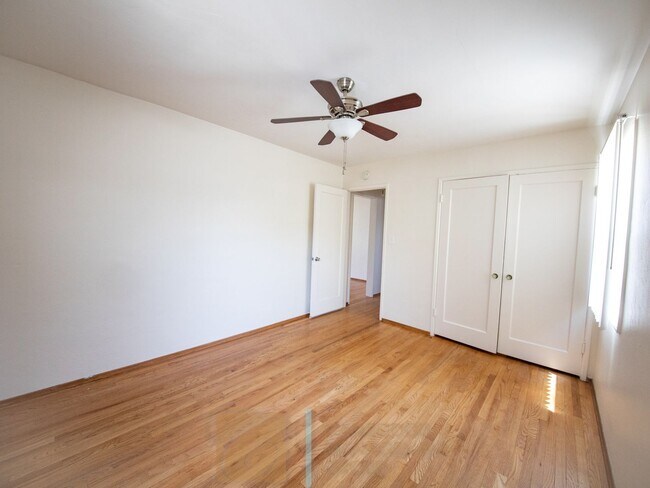 Foto del edificio - 4455-59 1/2 Dawson Ave
