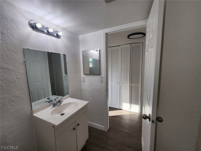 Building Photo - 1919 Lillie St