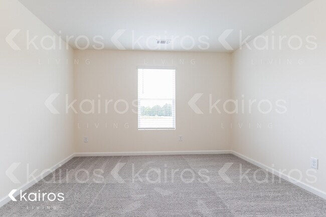 Building Photo - 206 Long Island Drive
