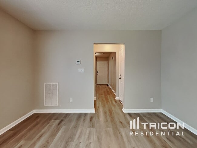 Building Photo - 3704 Mechanicsville Run Ln