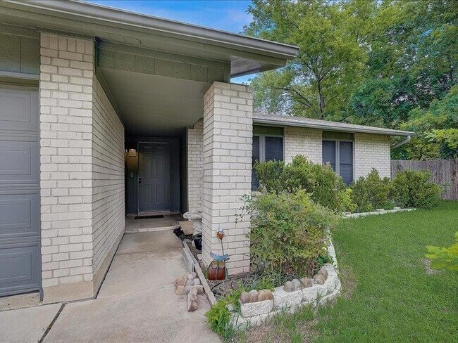 Foto del edificio - 10906 Meadgreen Ct