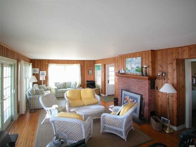 Building Photo - 5425 Nassau Point Rd