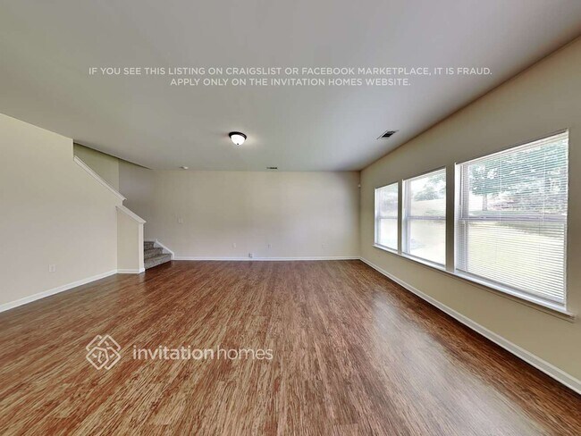 Foto del edificio - 999 Rock Hill Pkwy
