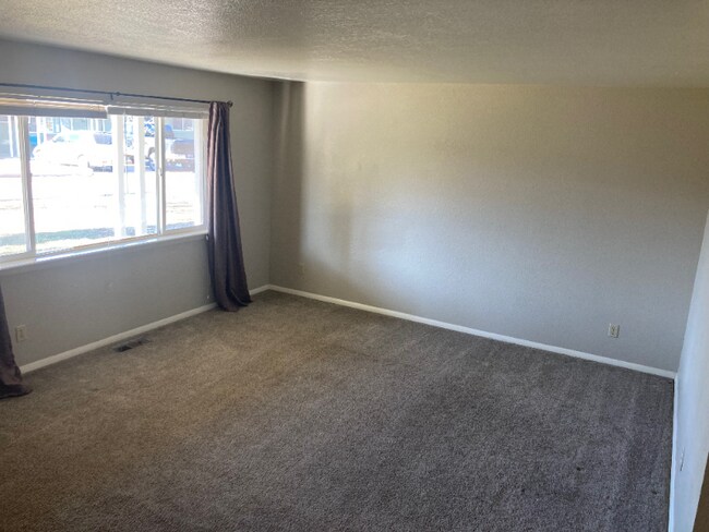 Foto del edificio - 7000 W Poplar St