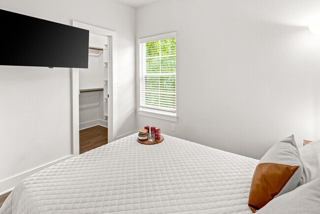 Foto del edificio - 1536 W Cato Springs Rd