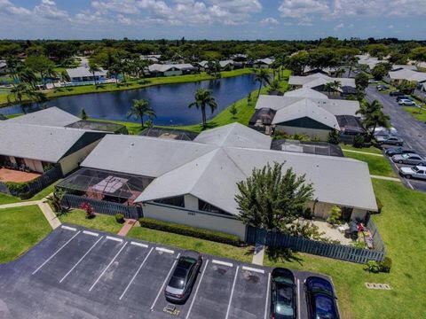 Foto del edificio - 1148 Summit Trail Cir