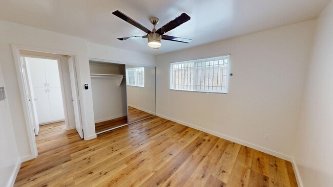 Interior Photo - Rowena