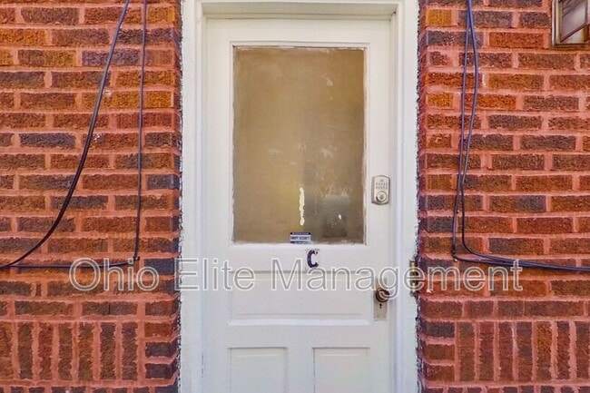Building Photo - 329 Chittenden Ave