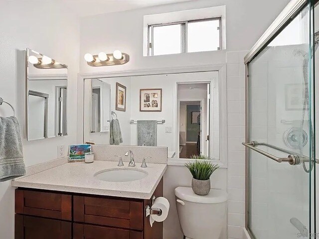 Foto del edificio - 1645 Emerald St