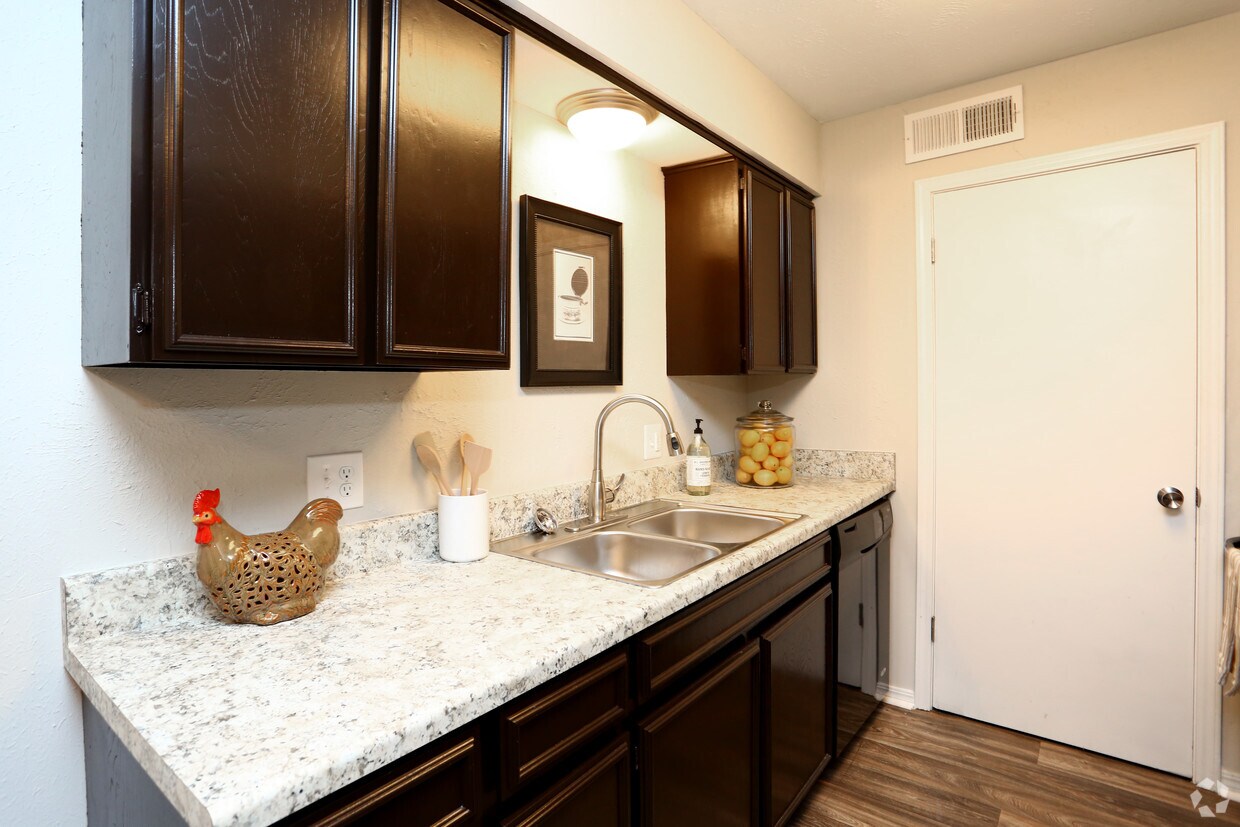 The Warwick Rentals Oklahoma City, OK