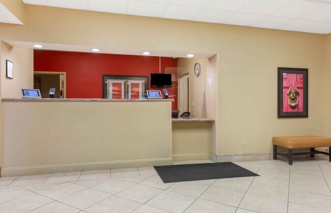 Foto del edificio - Furnished Studio-Findlay - Tiffin Avenue