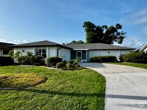 Building Photo - 26037 Luzon Ct