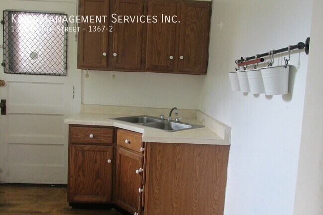 Foto del edificio - 1367 E 56th St