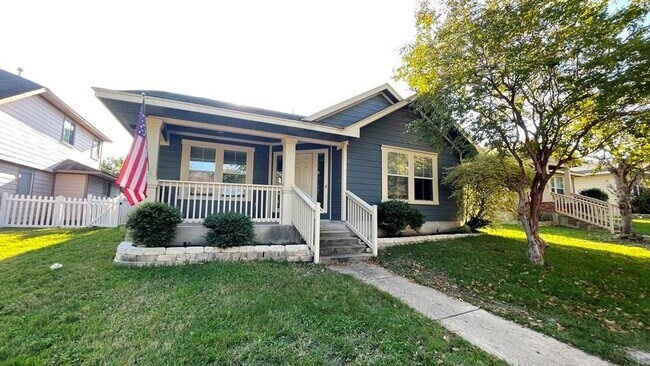 Building Photo - 733 Hogan-