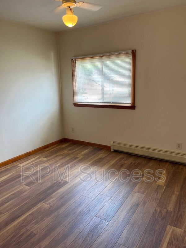 Foto del edificio - 1014 Braley Rd