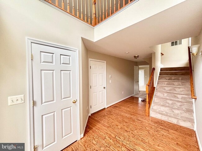 Building Photo - 117 Barrett Ct