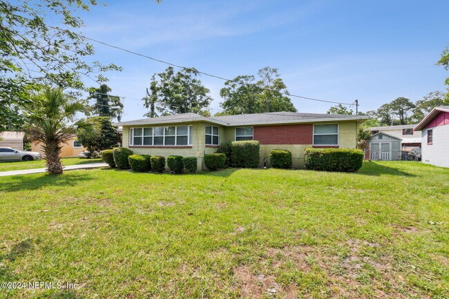 Foto del edificio - 2217 Burgoyne Dr