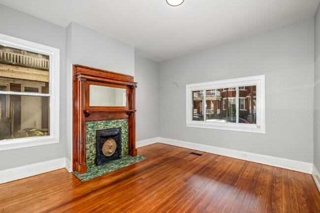 Foto del edificio - 118 E 19th St