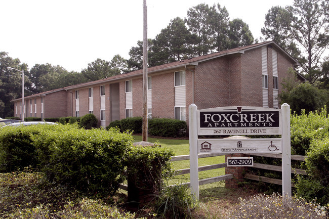 Building Photo - Foxcreek Apartments