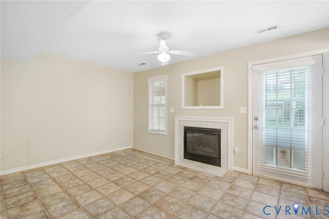 Building Photo - 405 Donelson Loop