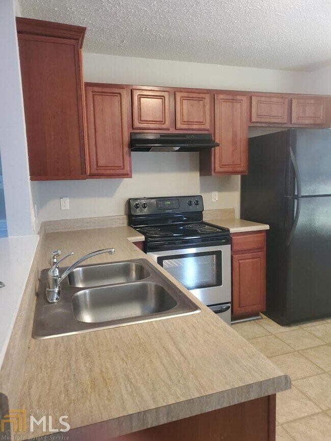 Foto del edificio - 524 Jaclyn Cir