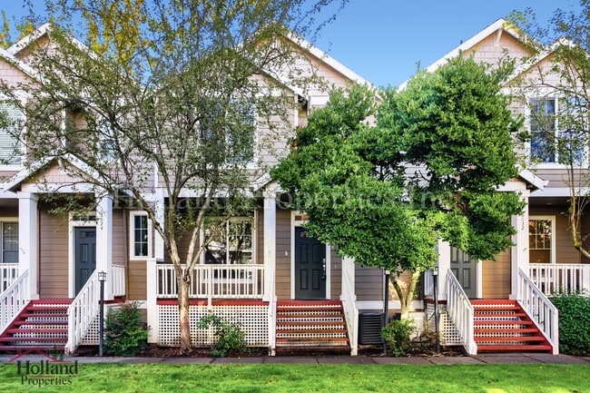 Beautiful 3-Bedroom Home with Bonus Room, Fireplace & Scenic Green Space Views! - Beautiful 3-Bedroom Home with Bonus Room, Fireplace & Scenic Green Space Views!