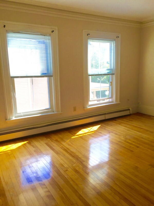 Foto del edificio - 45 Newcomb St