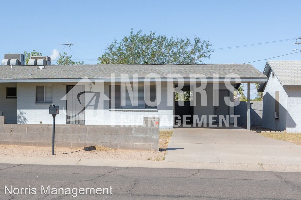 Primary Photo - 2 br, 1 bath House - 905 N Walnut Ave