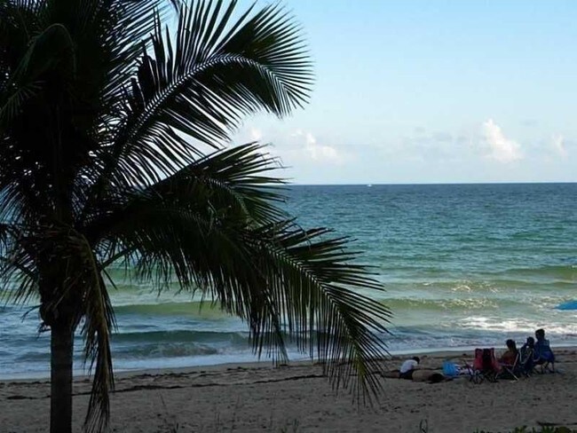 Foto del edificio - 4143 N Ocean Blvd