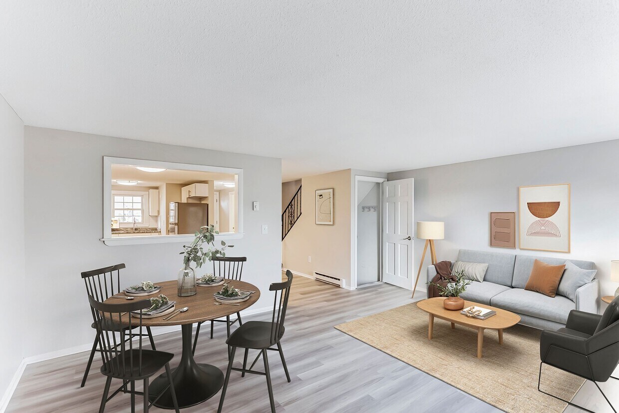 Pelham Townhomes Apartments in Pelham, NH