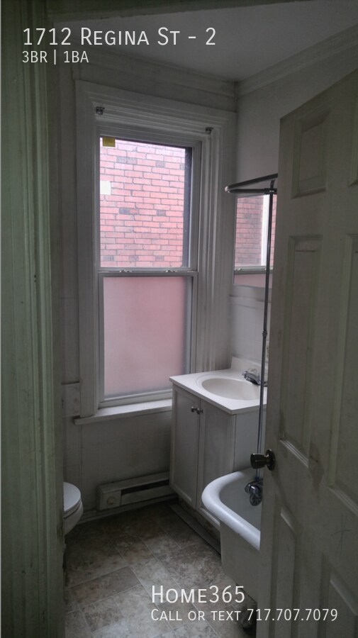 Foto del edificio - Spacious 2nd Floor 3 Bedroom 1 Bathroom Co...