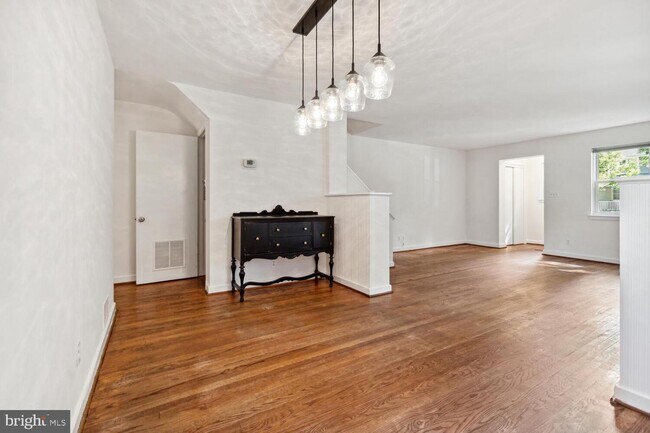 Foto del edificio - 4411 Harrison St NW