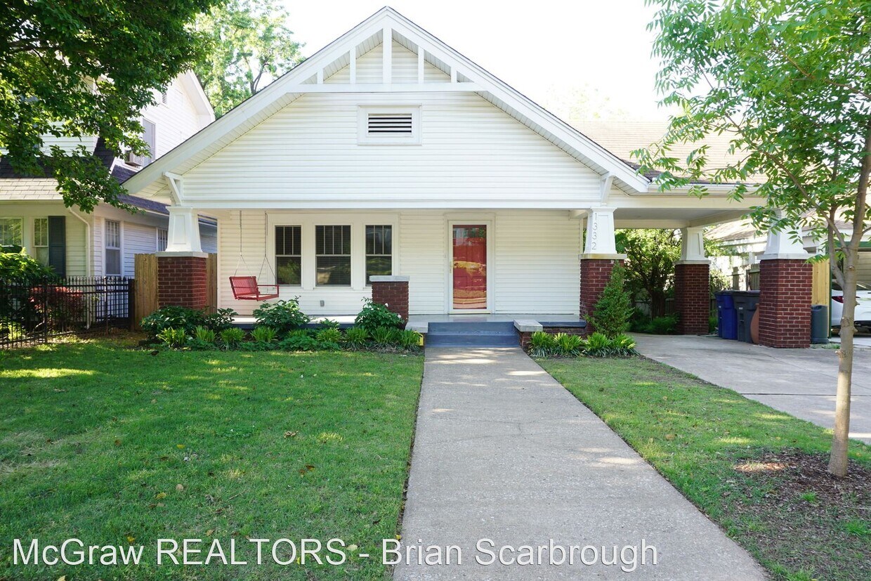 Primary Photo - 2 br, 2 bath House - 1332 E 20th St