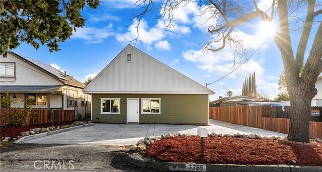 Foto del edificio - 7785 Vineyard Ave