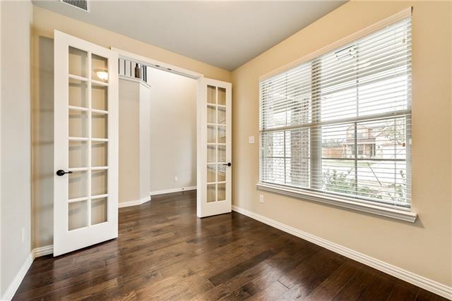 Foto del edificio - 11504 Skylor Ave