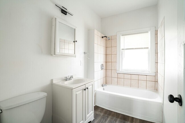 Foto del edificio - 3180 N 15th St