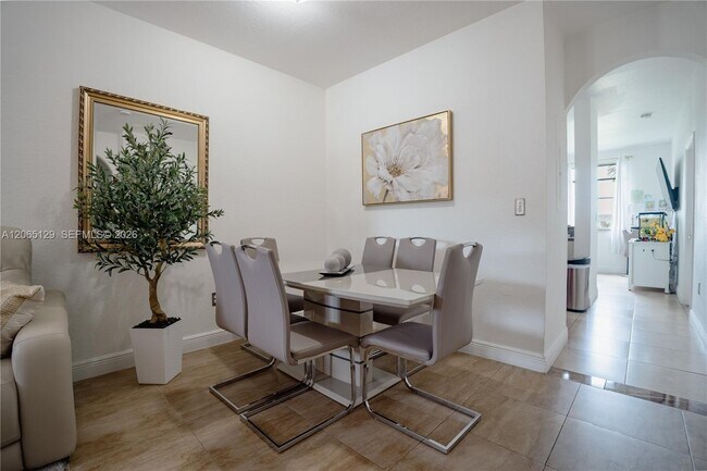 Foto del edificio - 17600 NW 73rd Ave