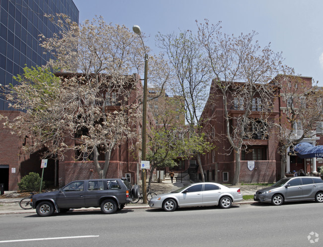 Building Photo - Logan St Hilltop Apartments