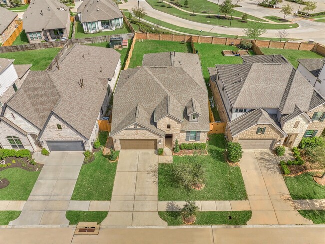 Foto del edificio - 15846 Weston Ridge Dr