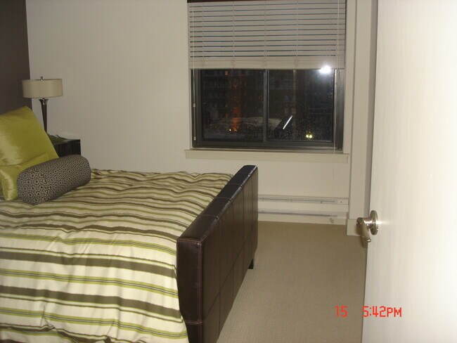 Foto del edificio - 1105 Spring St