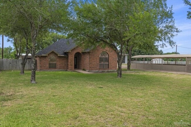 Building Photo - 413 S Los Cerritos Cir