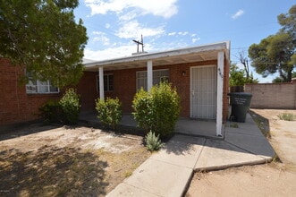Building Photo - 4650 E 19th St